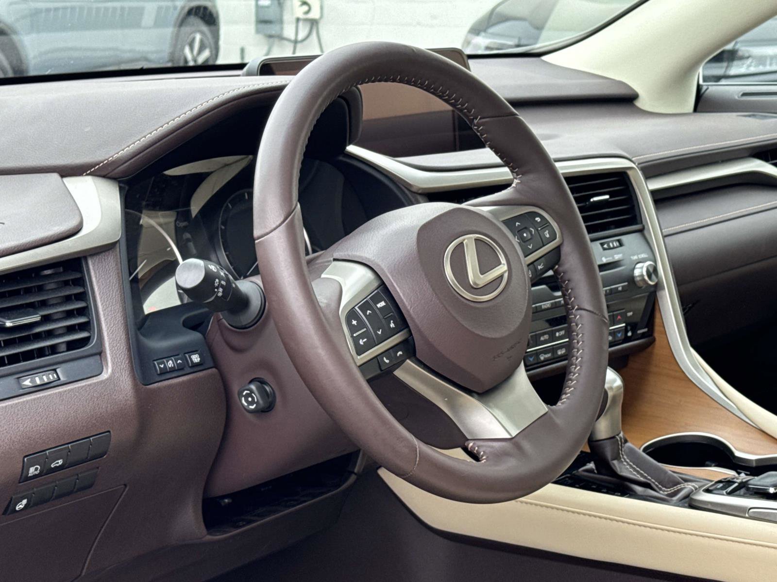 Used 2019 Lexus RX 350 AWD w/ Navigation Package image 11