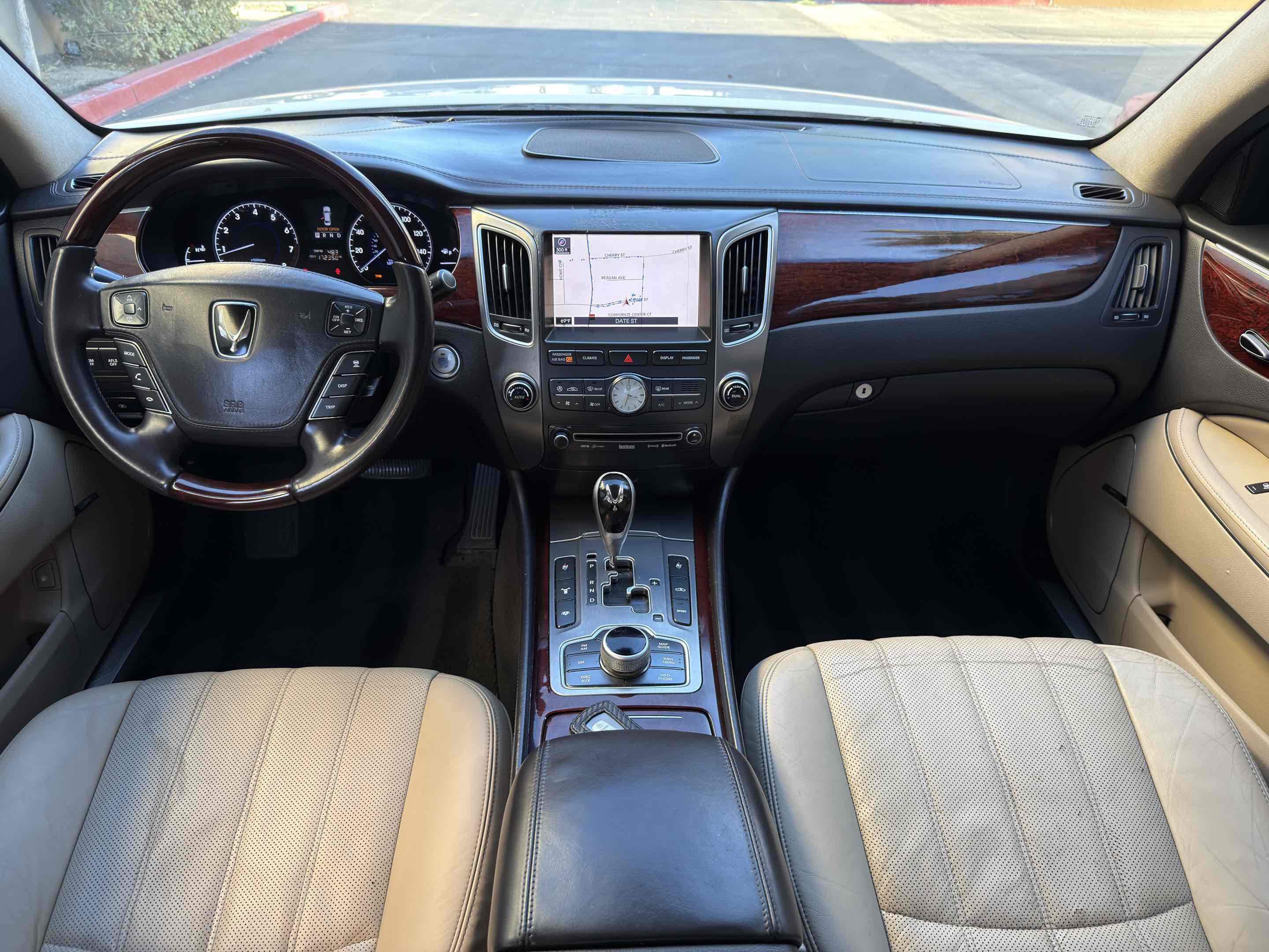 Used 2011 Hyundai Equus Ultimate image 22