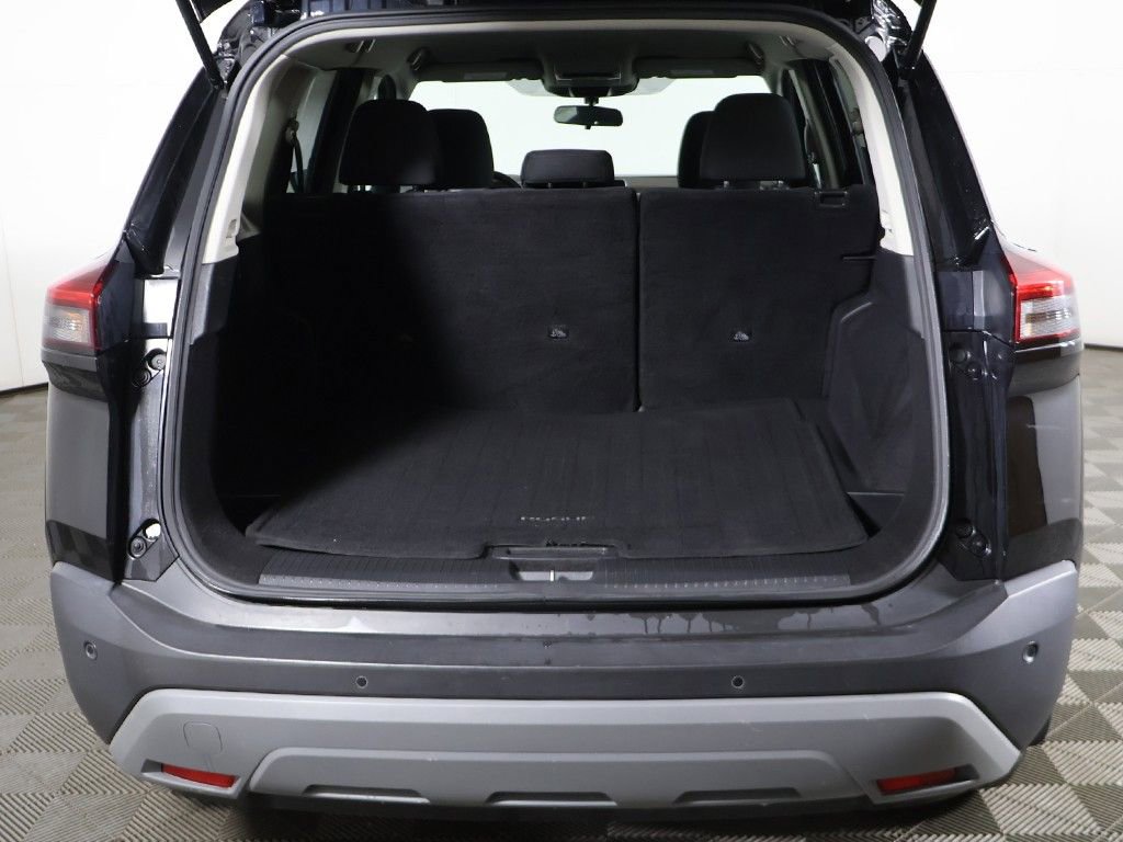 Used 2023 Nissan Rogue S AWD/4WD image 12