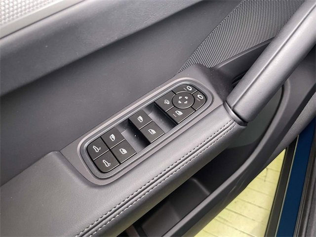 New 2026 Porsche Cayenne S image 34