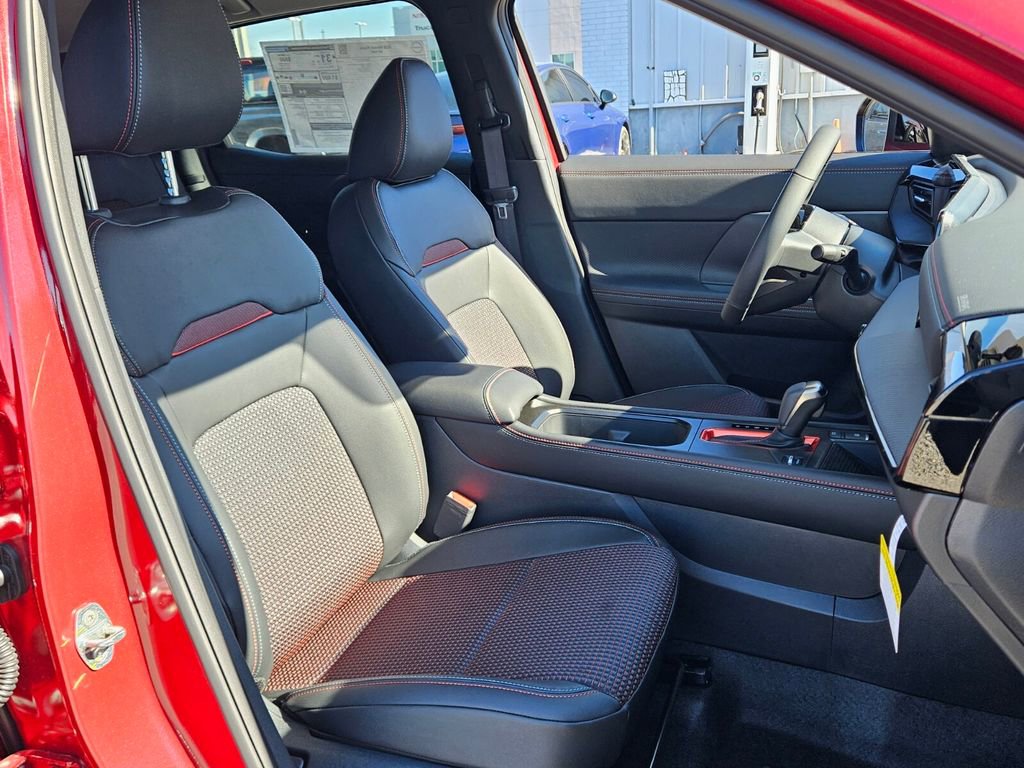 New 2026 Nissan Kicks SR image 15