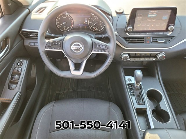 Used 2022 Nissan Altima 2.5 SV image 12