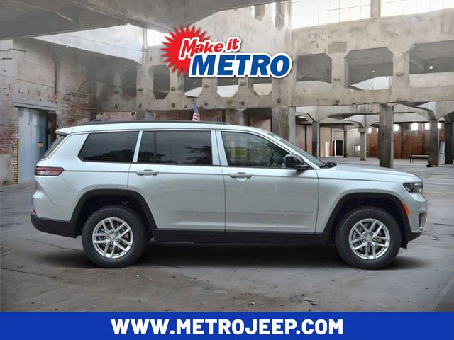 New 2025 Jeep Grand Cherokee L Laredo w/ Luxury Tech Group I