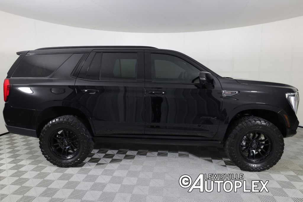 Used 2025 GMC Yukon AT4 w/ AT4 Premium Package AWD/4WD image 4
