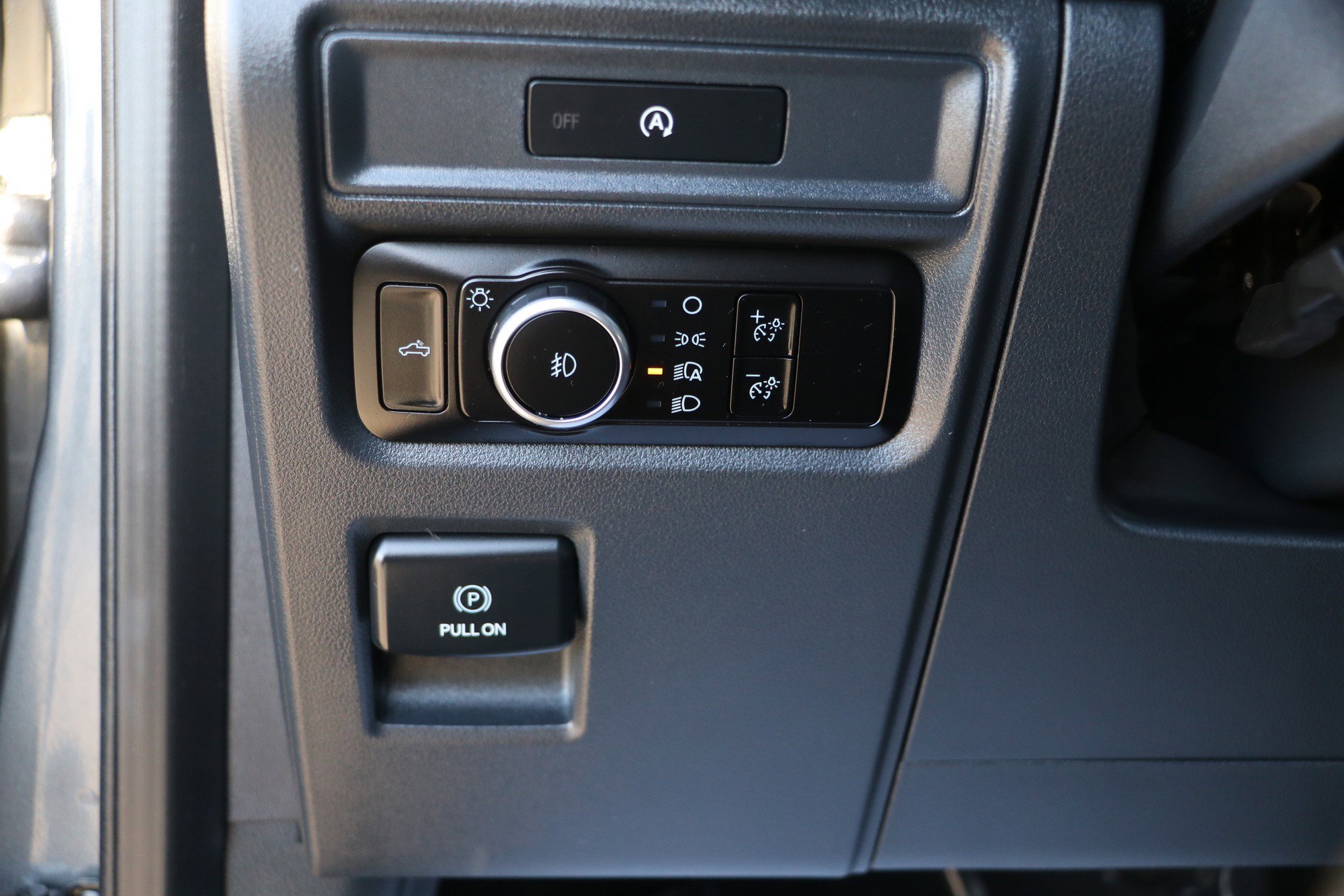 Used 2025 Ford F150 STX w/ Equipment Group 200A image 11