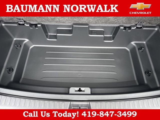New 2025 Chevrolet Traverse LT w/ Enhanced Driving Package FWD image 39