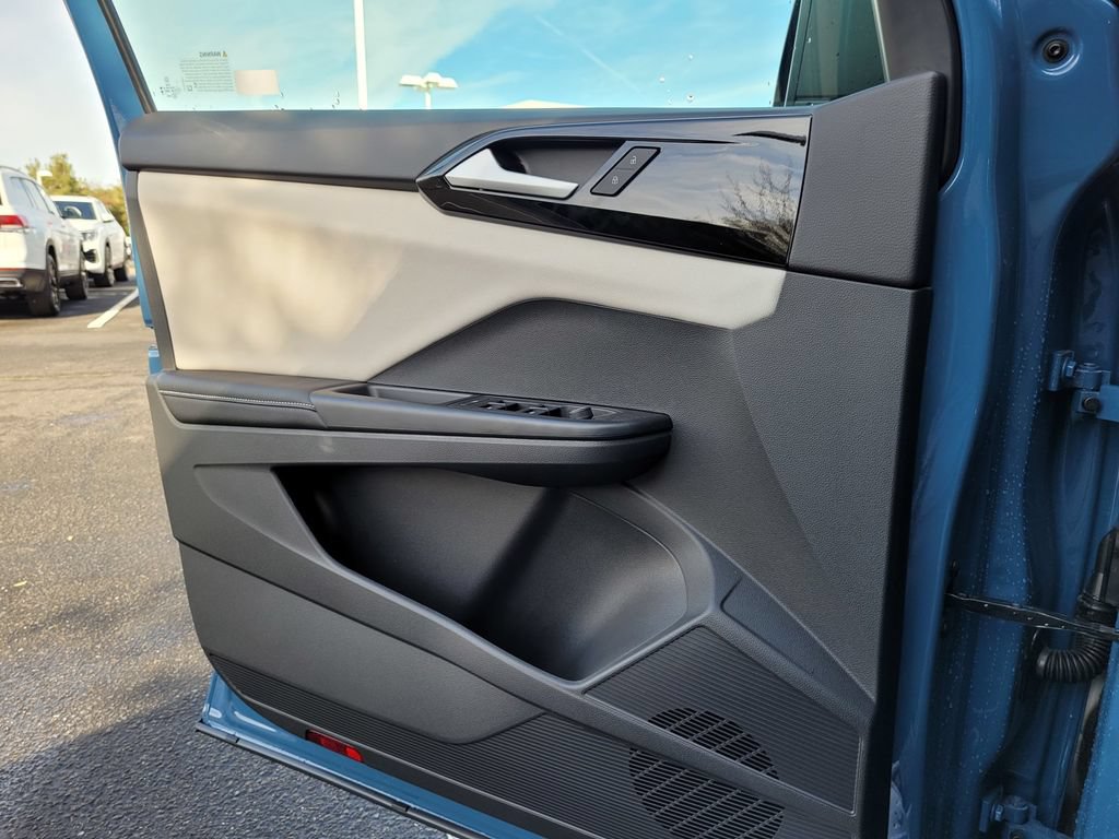 New 2026 Volkswagen Taos S FWD image 25