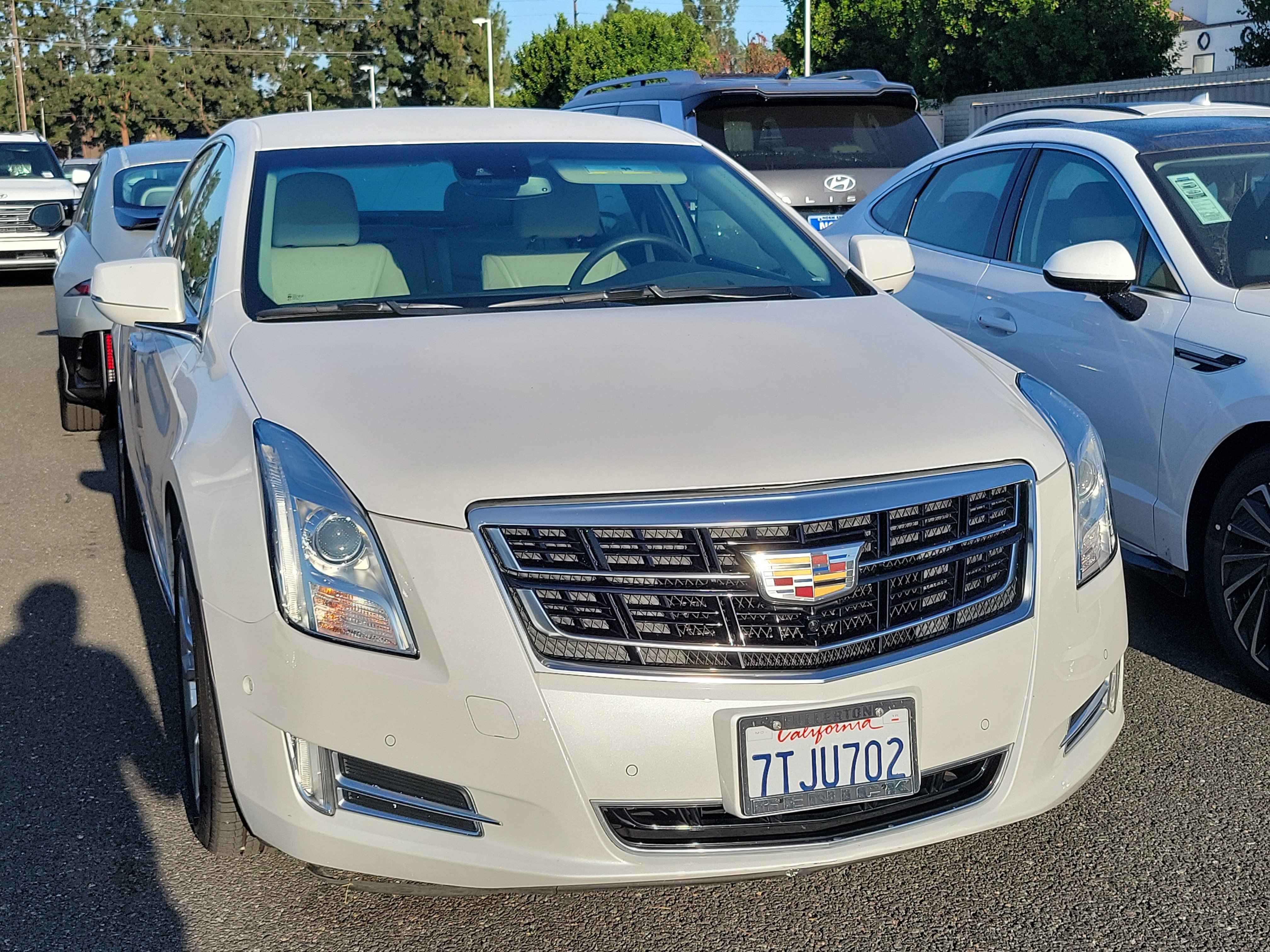 Used 2016 Cadillac XTS Luxury w/ Driver Awareness Package FWD image 2