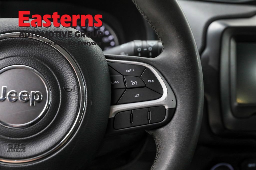 Used 2021 Jeep Renegade Latitude image 27