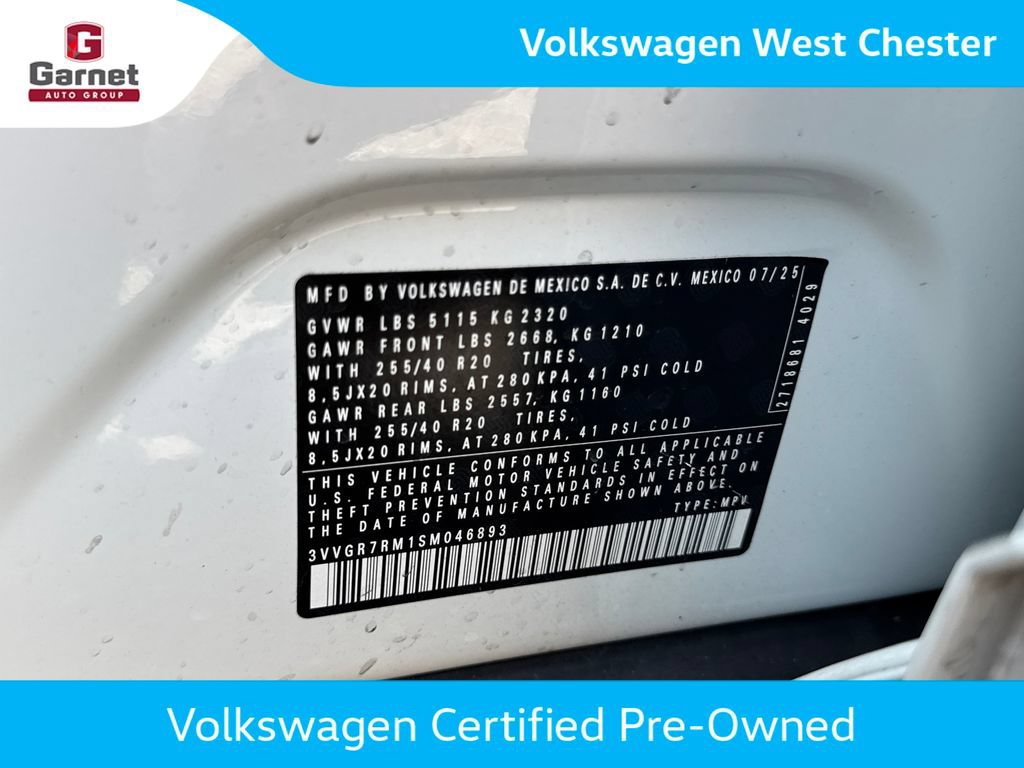 Certified 2025 Volkswagen Tiguan SE R-Line AWD/4WD image 12