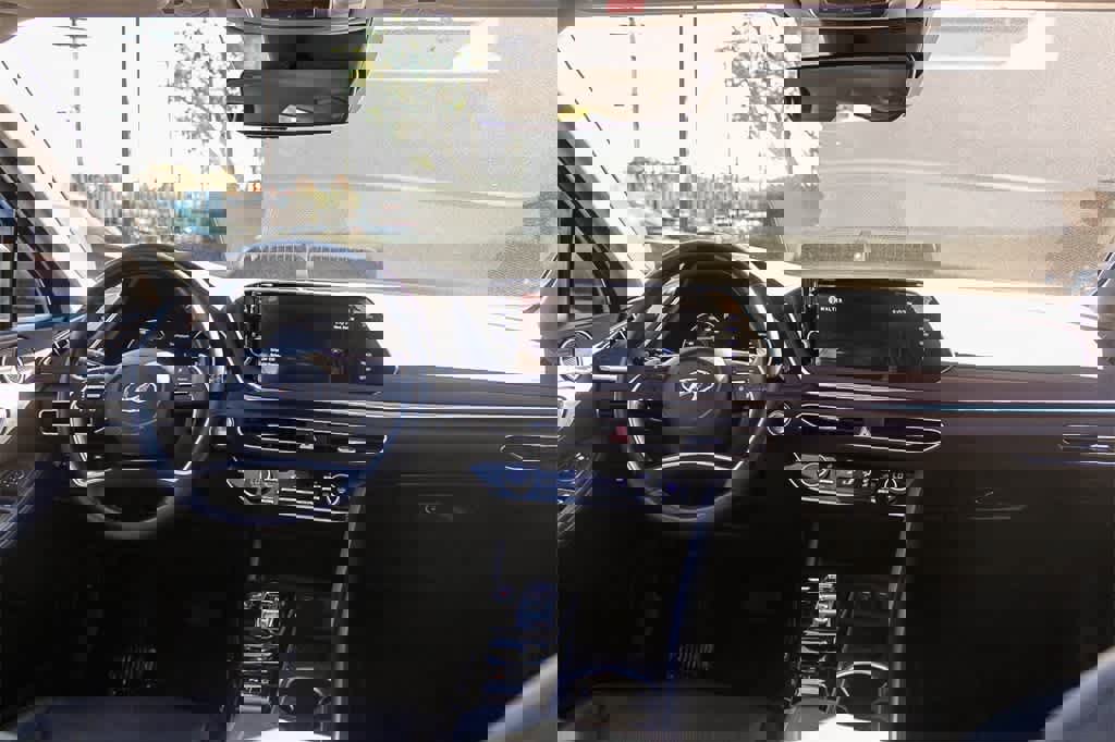 Used 2022 Hyundai Sonata Limited image 17