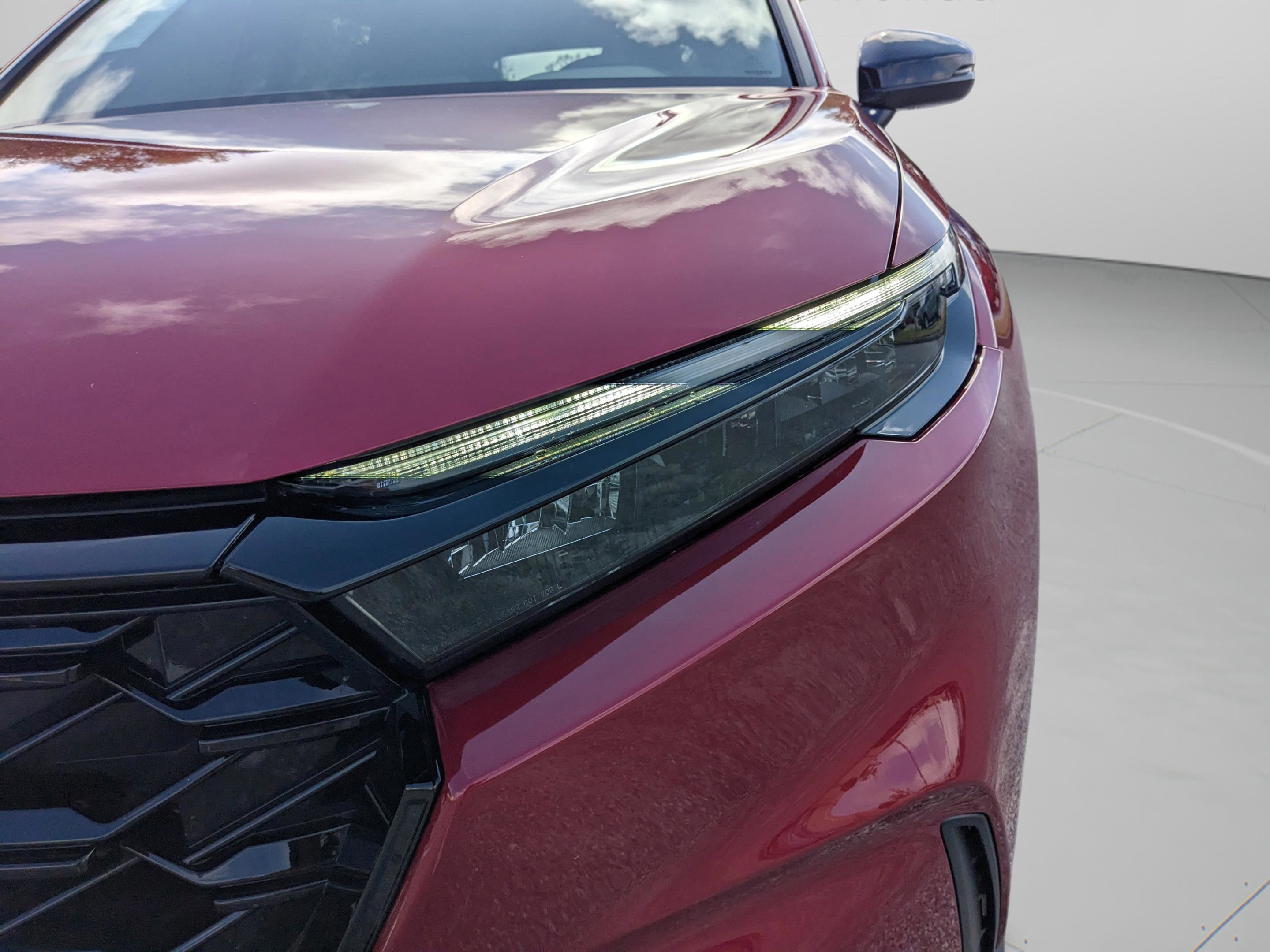 Used 2025 Honda CR-V Sport image 10