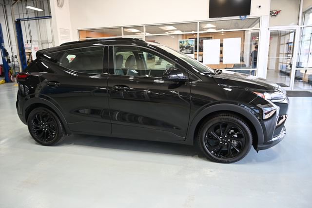 New 2027 Chevrolet Bolt RS w/ Technology Package FWD image 5