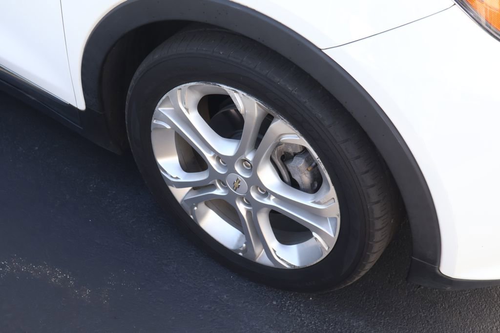 Used 2018 Chevrolet Bolt LT image 6