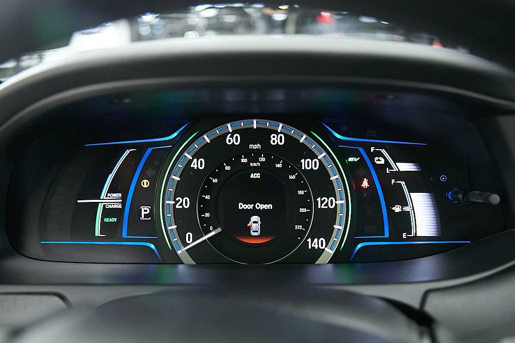 Used 2015 Honda Accord Touring image 30