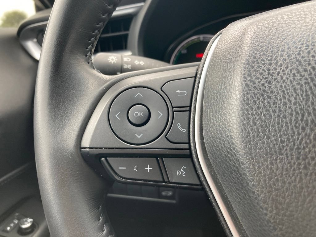 Certified 2024 Toyota Venza LE AWD/4WD image 15