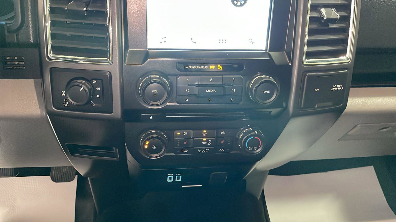 Used 2016 Ford F150 XLT w/ Equipment Group 302A Luxury image 21