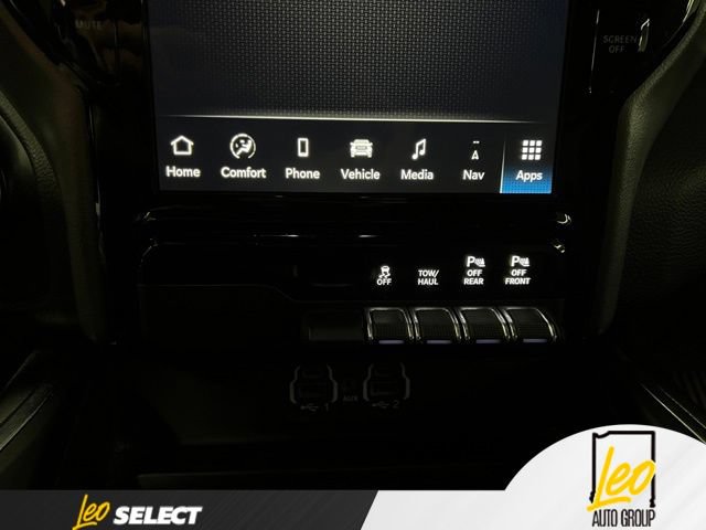 Used 2023 RAM 1500 Laramie AWD/4WD image 13
