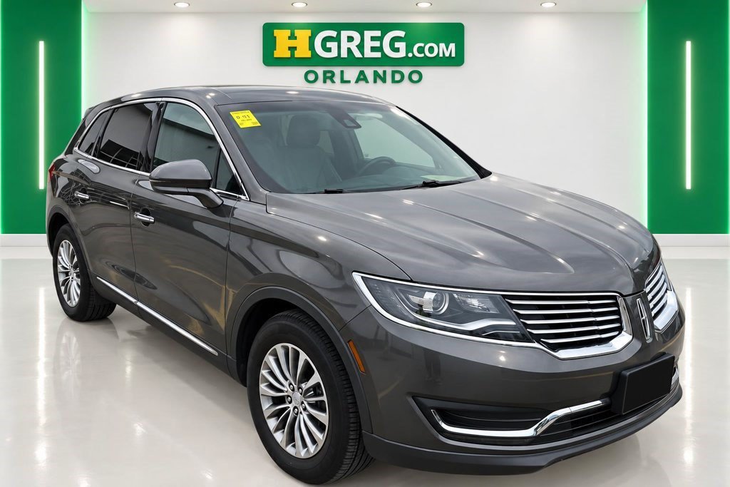 Used 2017 Lincoln MKX Select w/ Select Plus Package AWD/4WD image 4