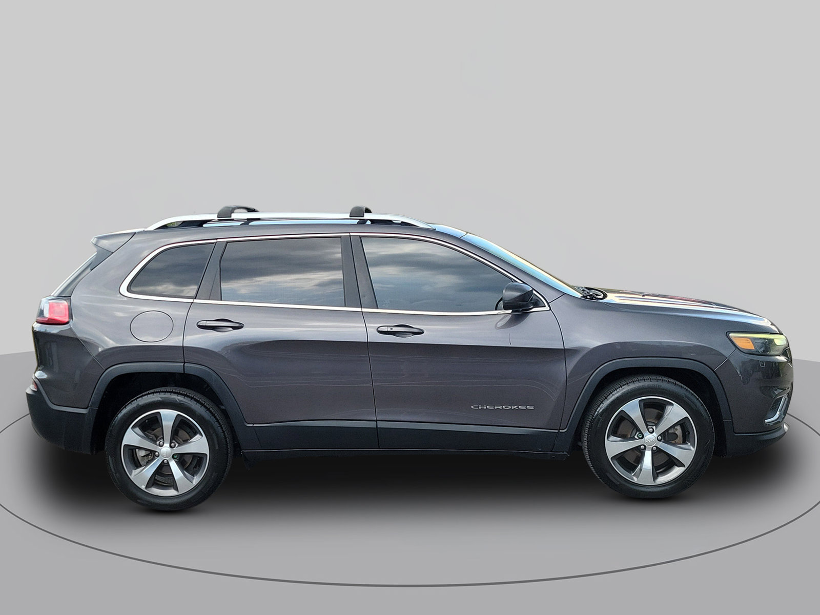 Used 2020 Jeep Cherokee Limited FWD image 2
