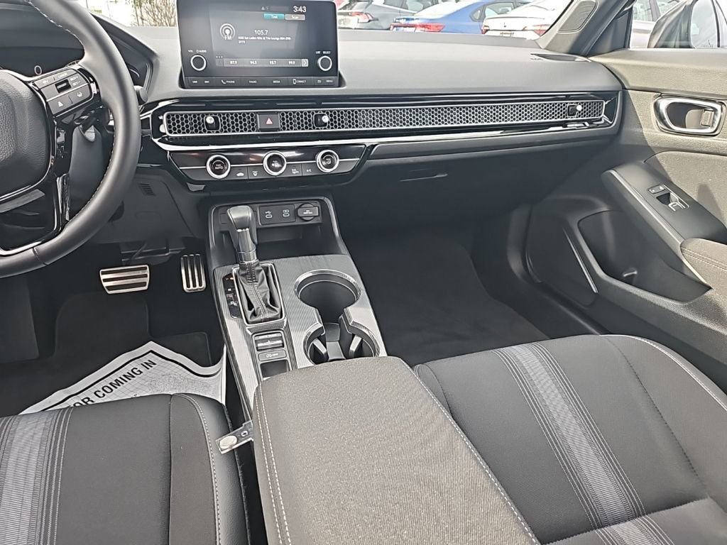 Used 2025 Honda Civic Sport image 15