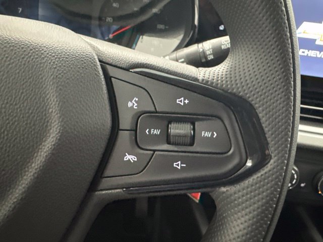 New 2026 Chevrolet Trax LS w/ LS Convenience Package FWD image 12