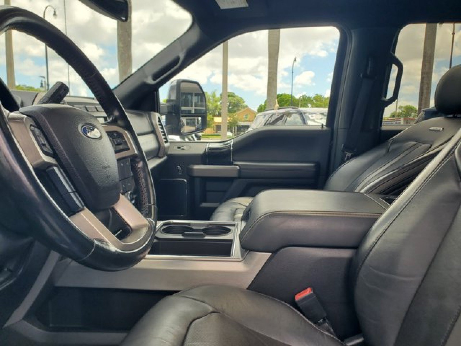 Used 2021 Ford F250 Platinum w/ FX4 Off-Road Package AWD/4WD image 10