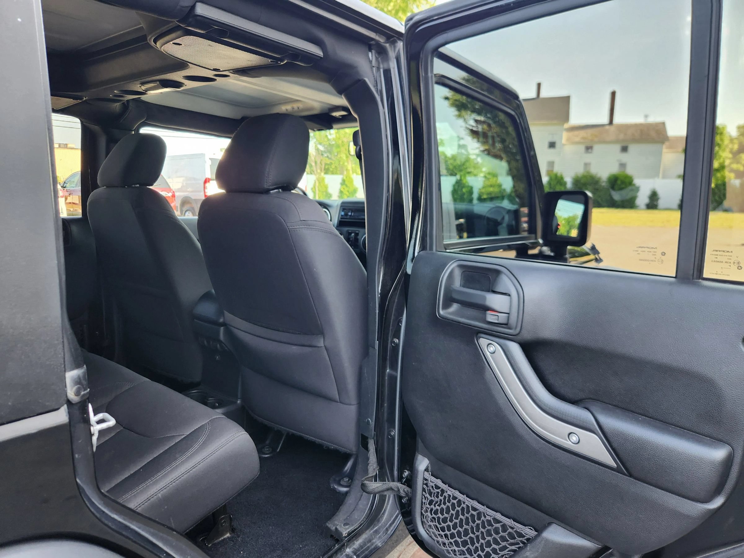 Used 2017 Jeep Wrangler Unlimited Sport w/ Quick Order Package 24S AWD/4WD image 40