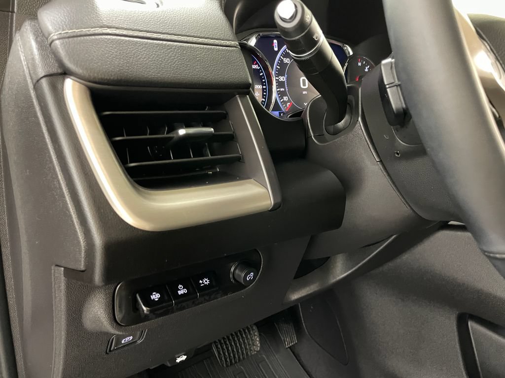 Certified 2024 GMC Terrain Denali w/ Denali Premium Package AWD/4WD image 31