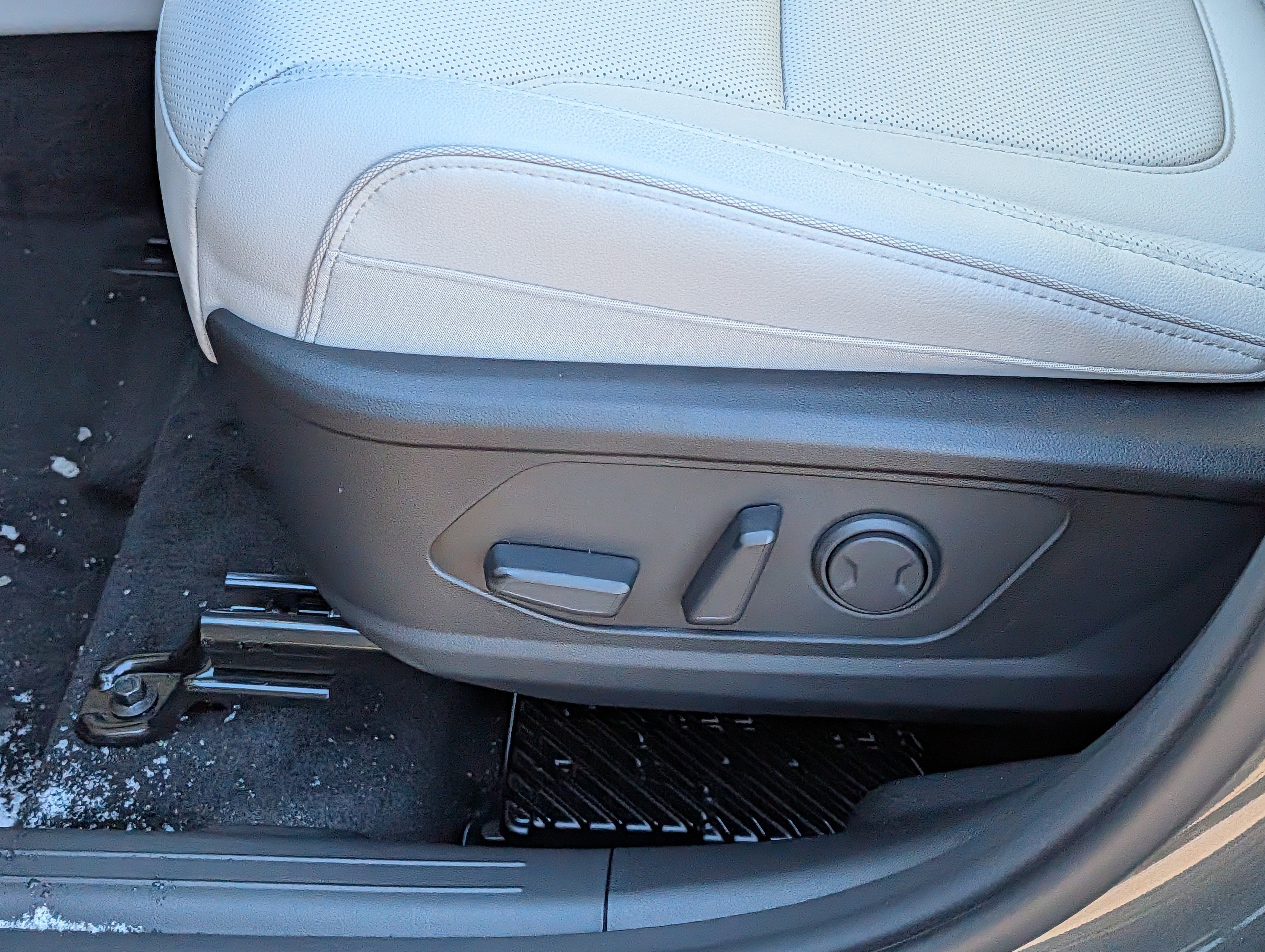 New 2026 Hyundai Tucson Limited image 13