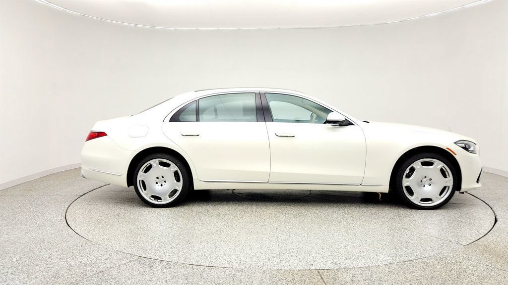 Used 2022 Mercedes-Benz S 580 4MATIC Sedan image 4