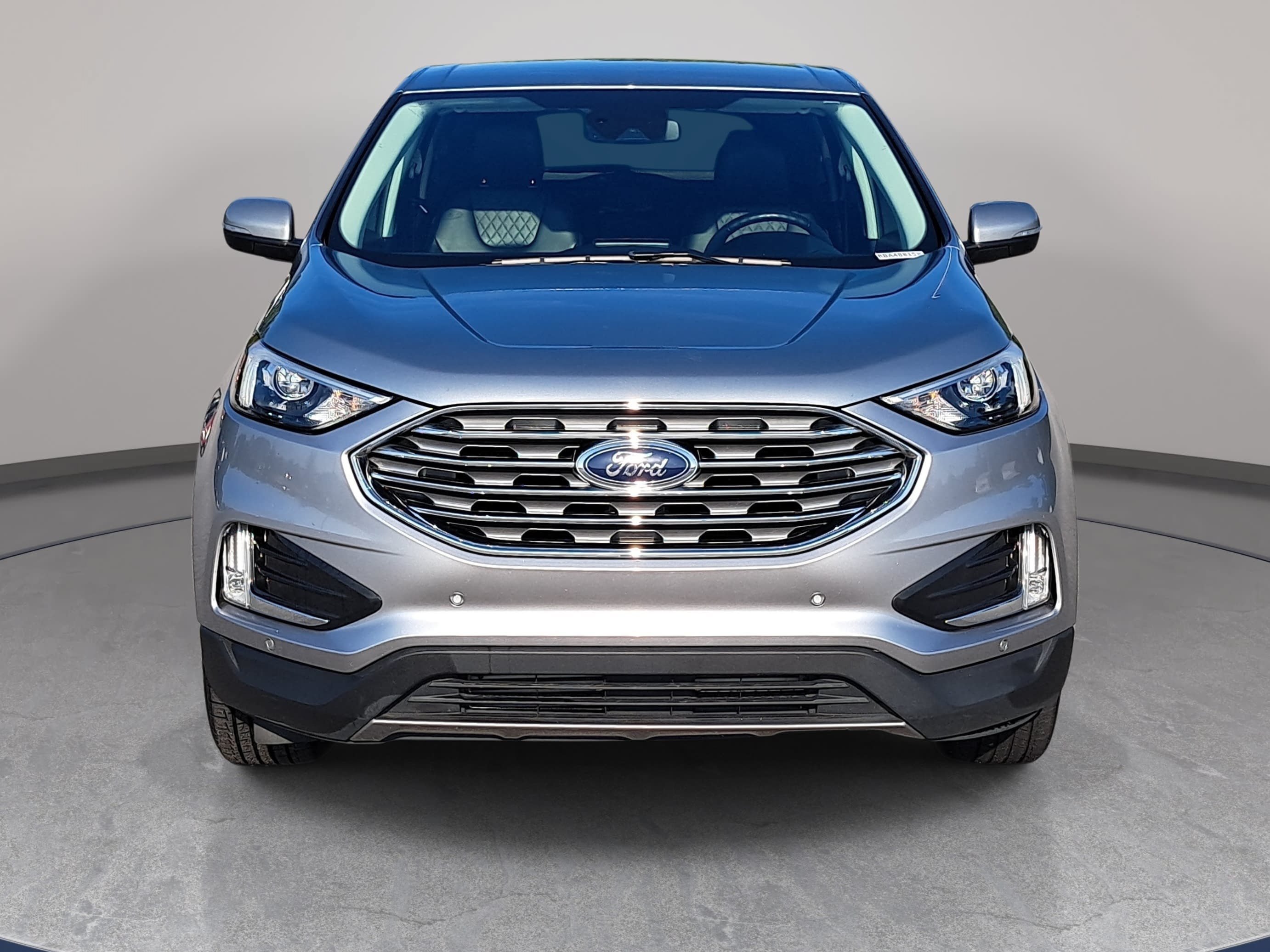 Used 2024 Ford Edge Titanium AWD/4WD image 2
