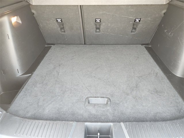 Used 2024 Chevrolet Trax RS w/ Sunroof Package image 32