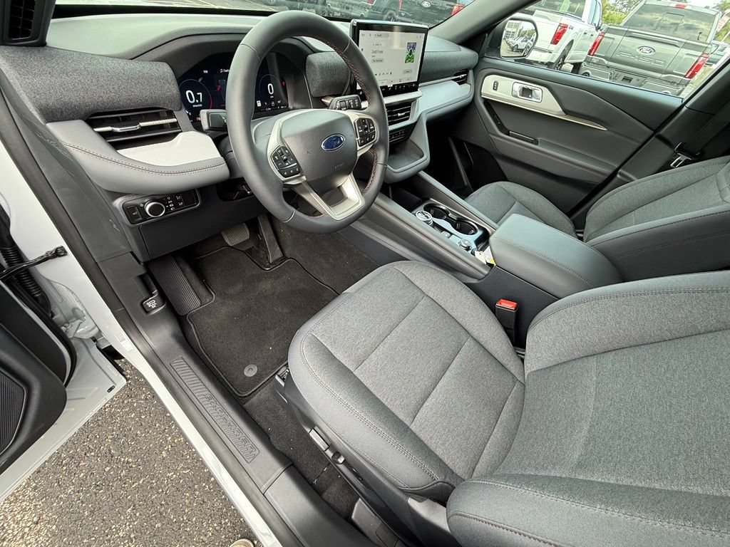 New 2027 Ford Explorer Active AWD/4WD image 16