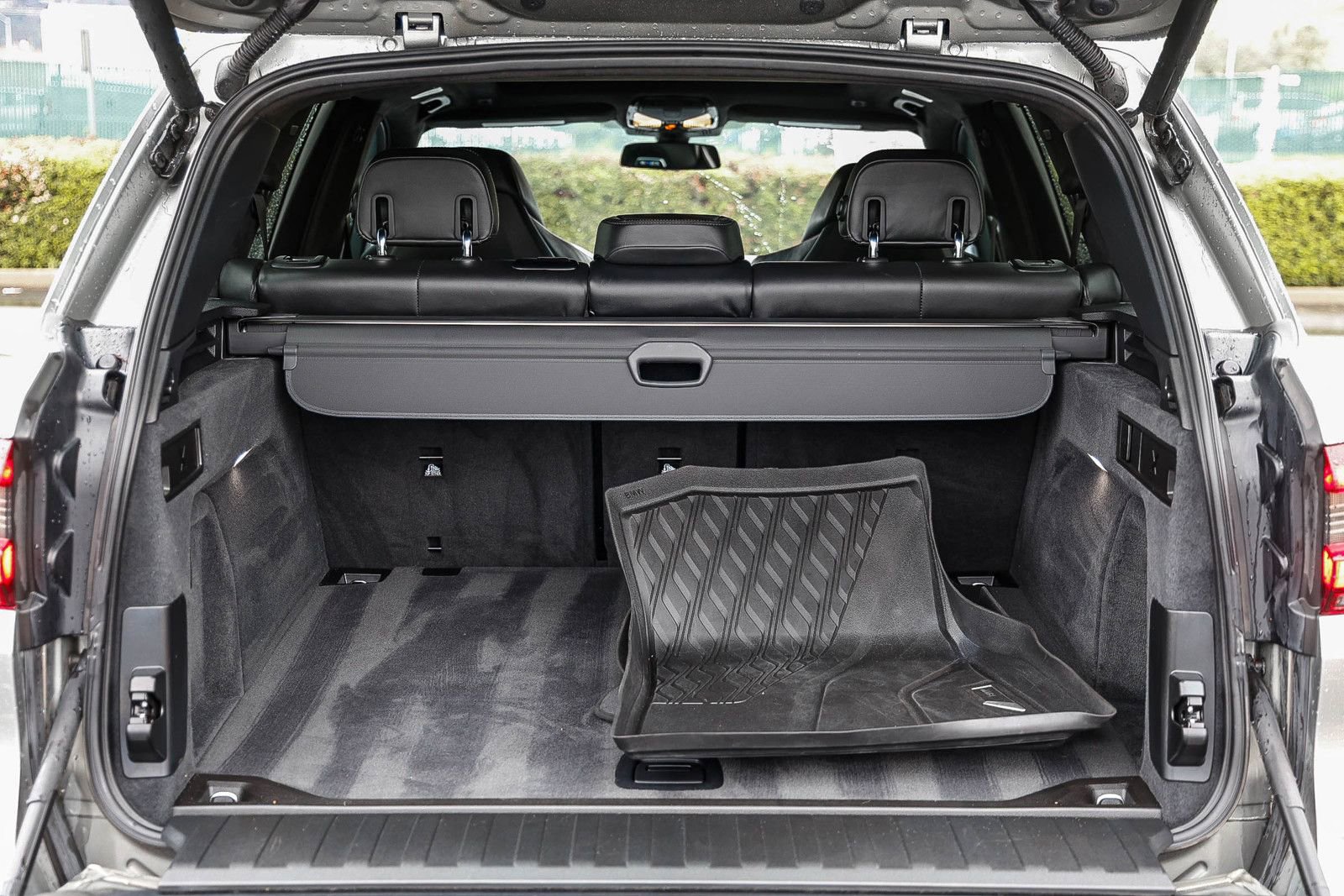 Used 2023 BMW X5 M w/ Executive Package image 26