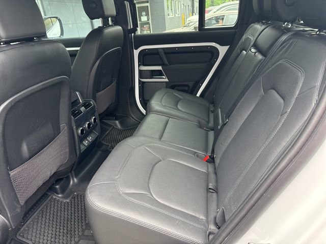 Used 2023 Land Rover Defender 110 SE AWD/4WD image 12