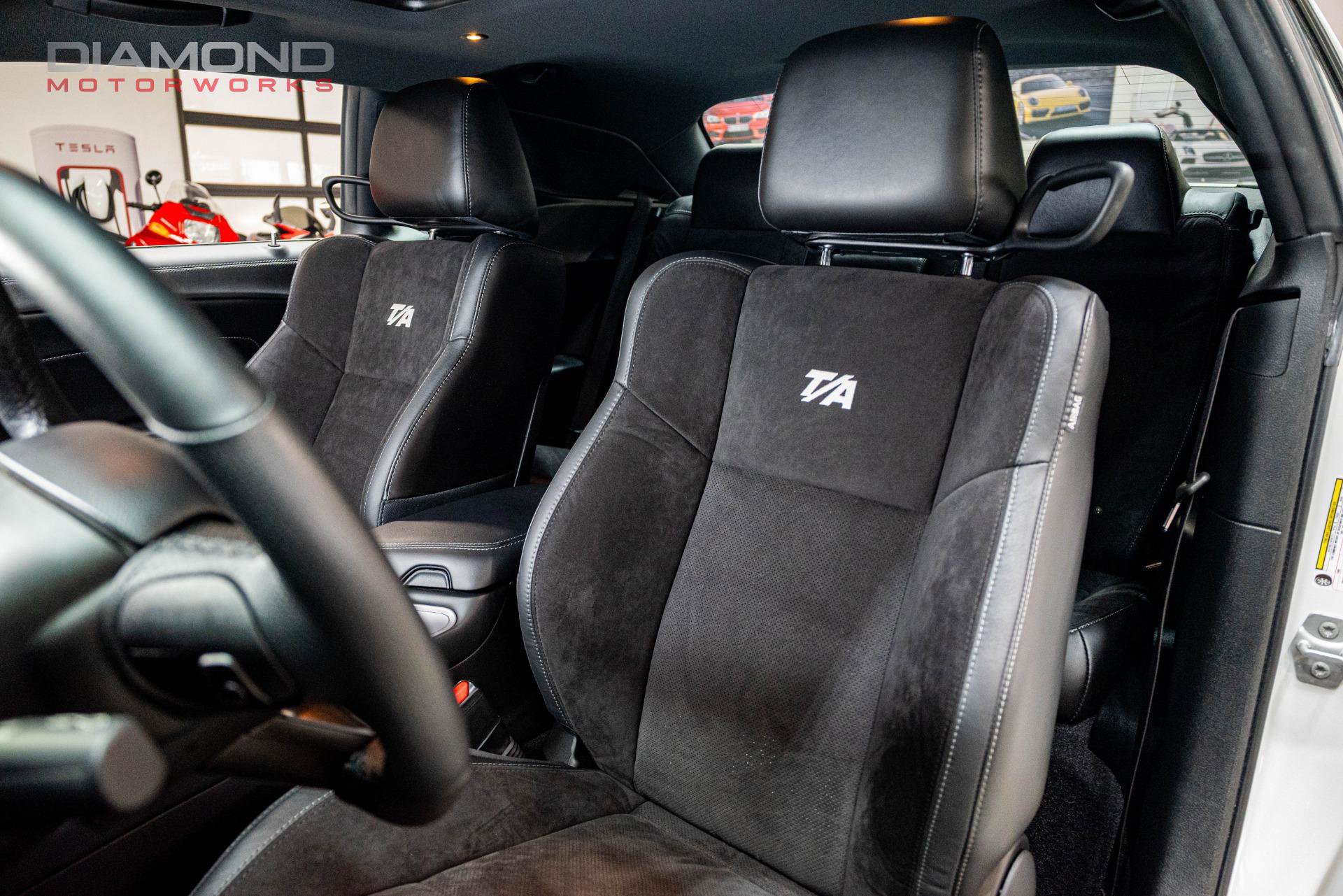 Used 2023 Dodge Challenger R/T w/ T/A Package image 98