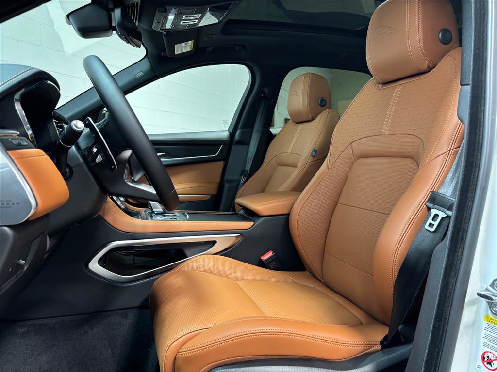 New 2026 Jaguar F-PACE R-Dynamic S image 21
