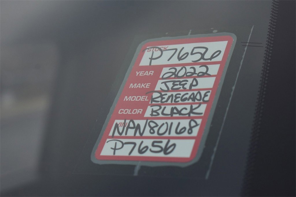 Used 2022 Jeep Renegade Trailhawk w/ Trailer Tow Group image 34