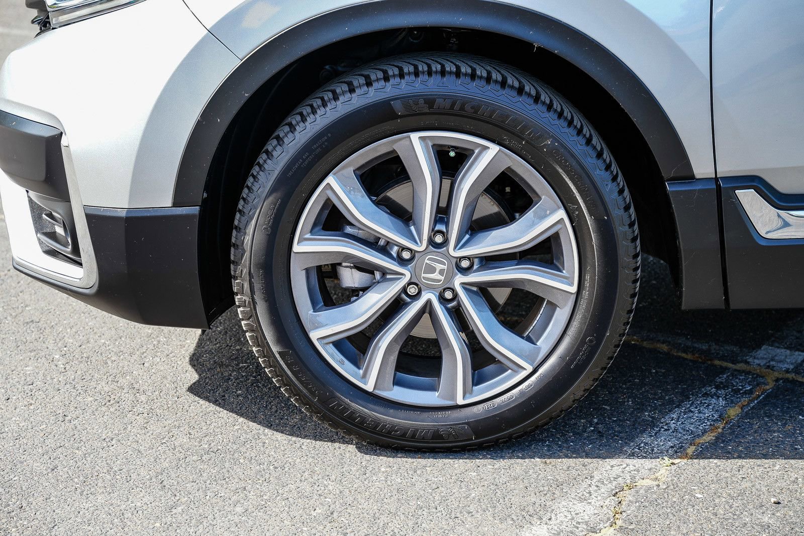 Used 2020 Honda CR-V Touring image 9