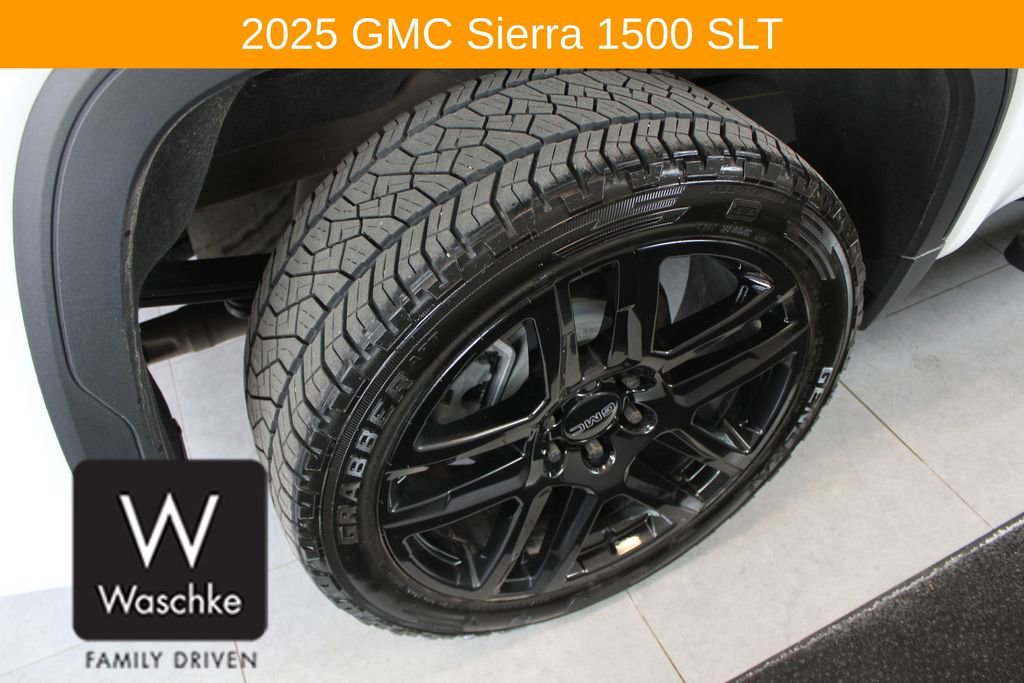 Used 2025 GMC Sierra 1500 SLT w/ SLT Premium Plus Package AWD/4WD image 13