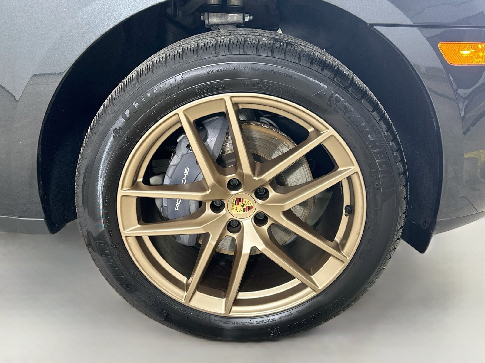 Used 2026 Porsche Macan AWD/4WD image 10