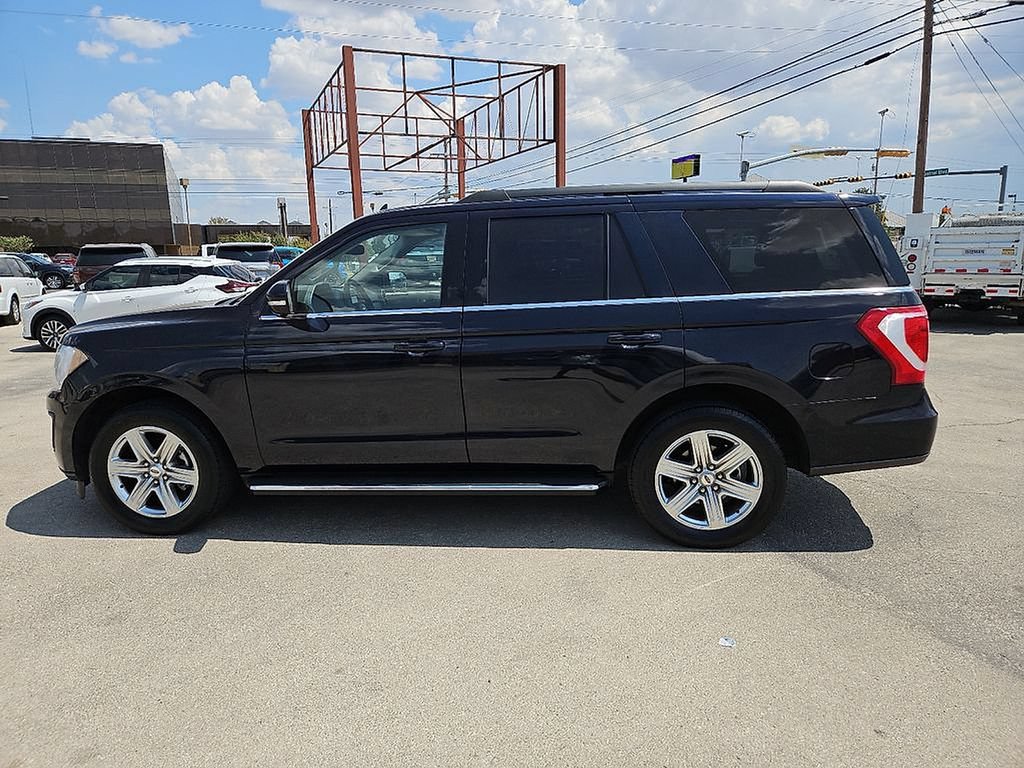 Used 2021 Ford Expedition XLT RWD image 3