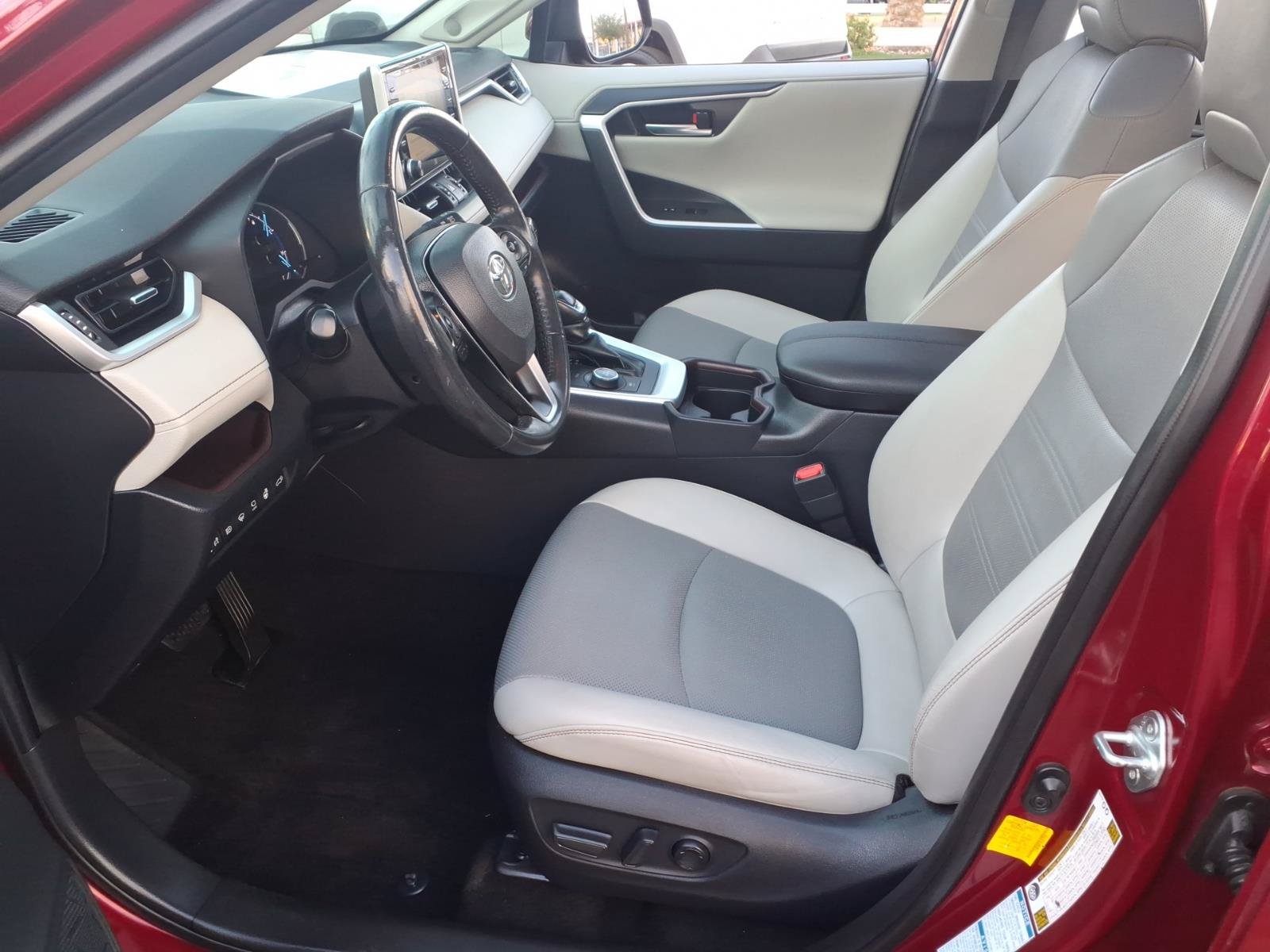 Certified 2019 Toyota RAV4 Limited AWD/4WD image 15