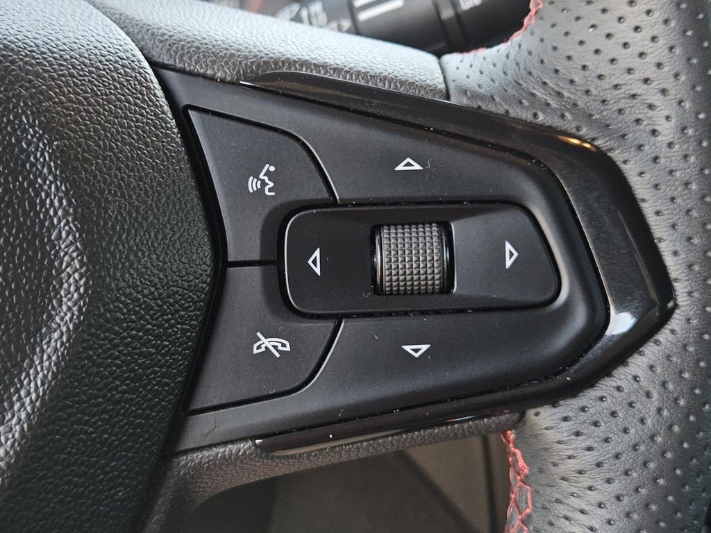 Used 2023 Chevrolet TrailBlazer RS w/ Convenience Package image 19