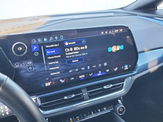 Certified 2024 Chevrolet Equinox EV LT FWD image 31