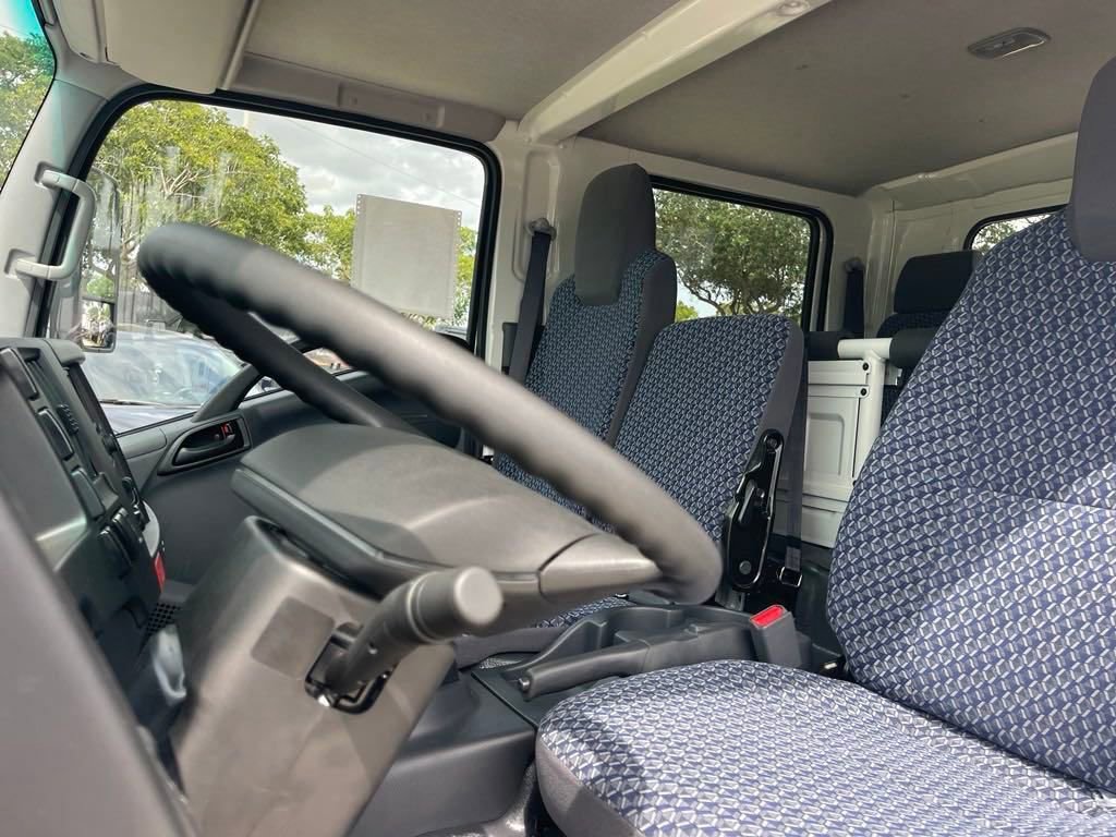 New 2024 Chevrolet Low Cab Forward image 6