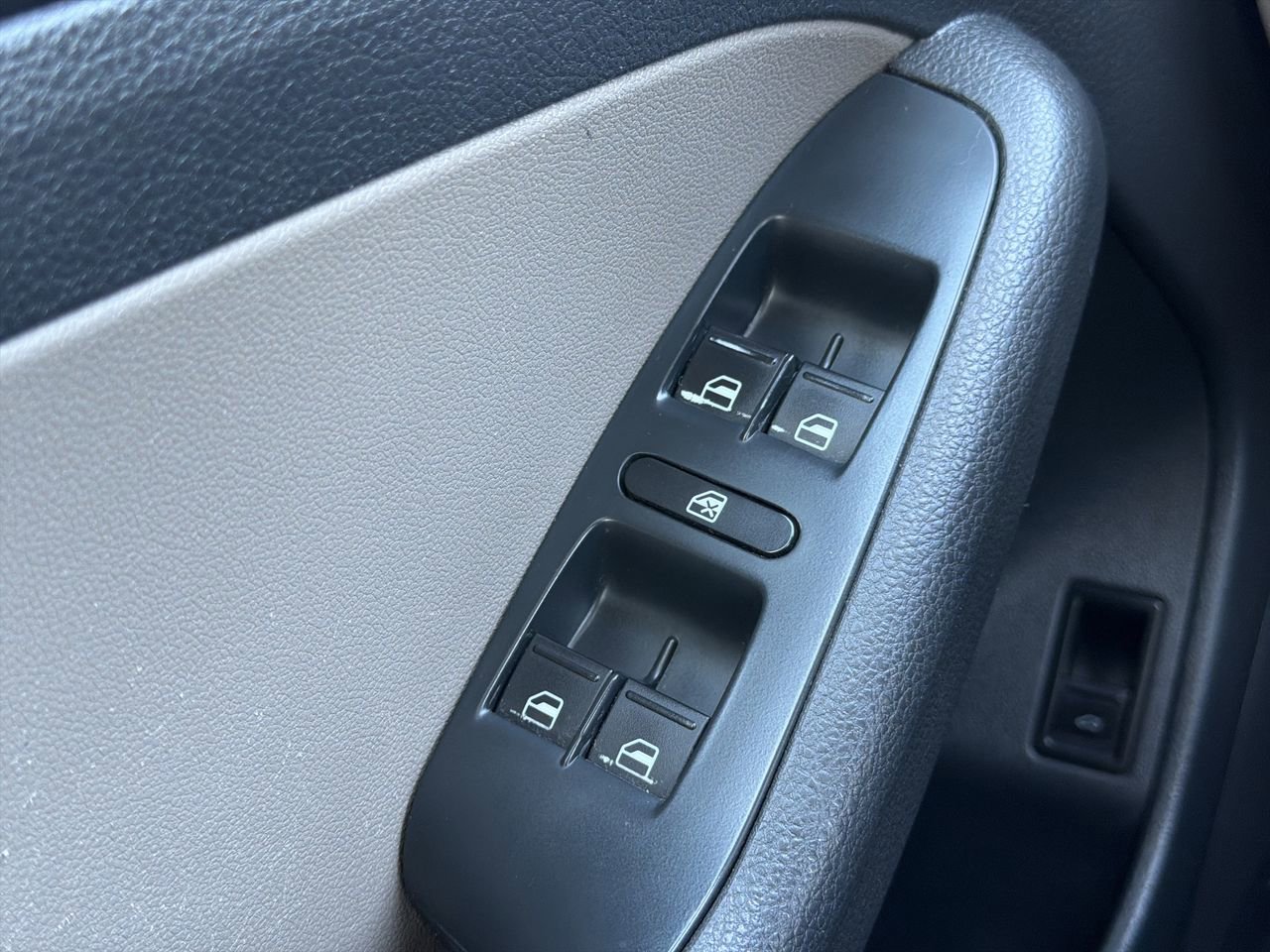 Used 2013 Volkswagen Jetta Sedan FWD image 11