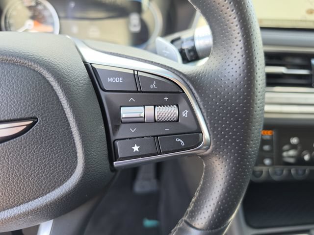 Used 2025 Genesis G70 2.5T AWD/4WD image 38