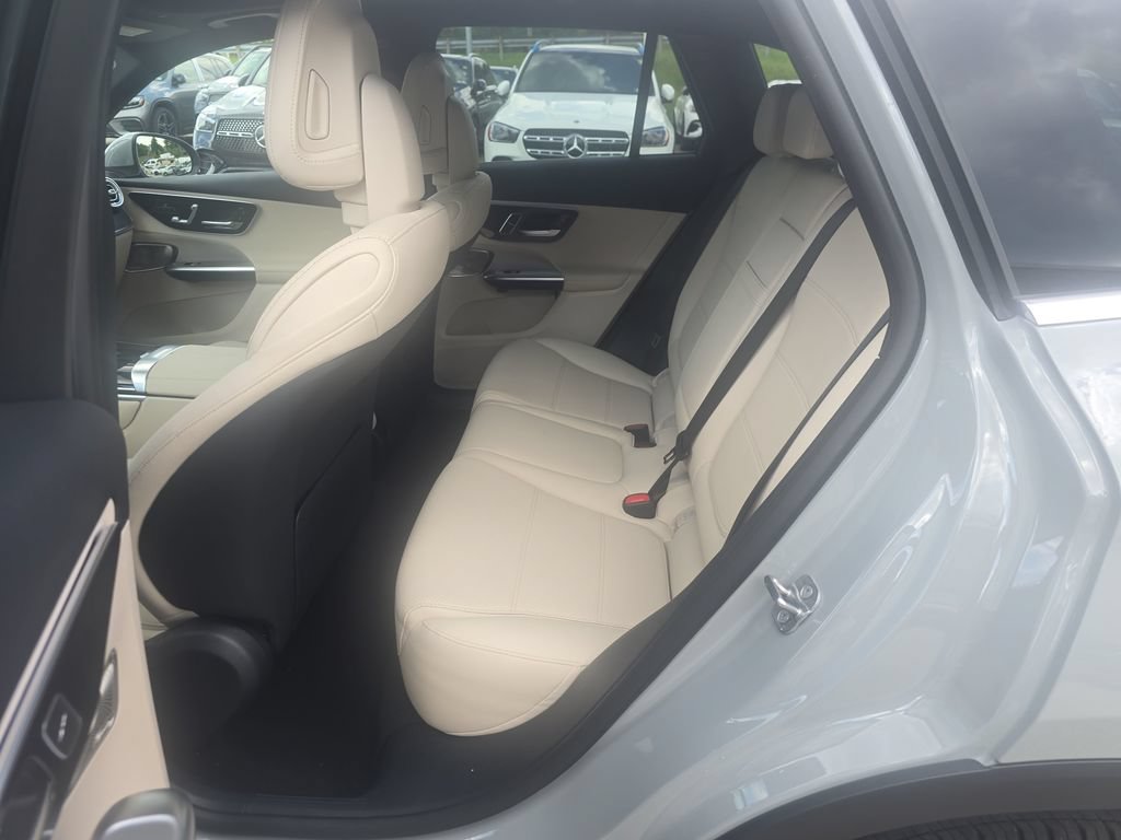 New 2026 Mercedes-Benz GLC 300 4MATIC image 25